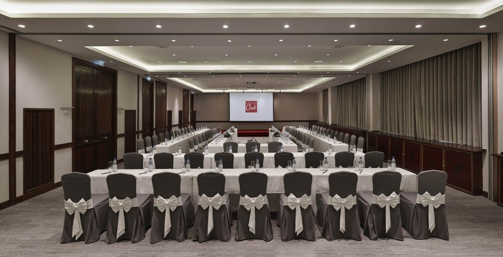 Ballroom%20Press%20Club%20%20(5)%20x2U%20Shape.jpg